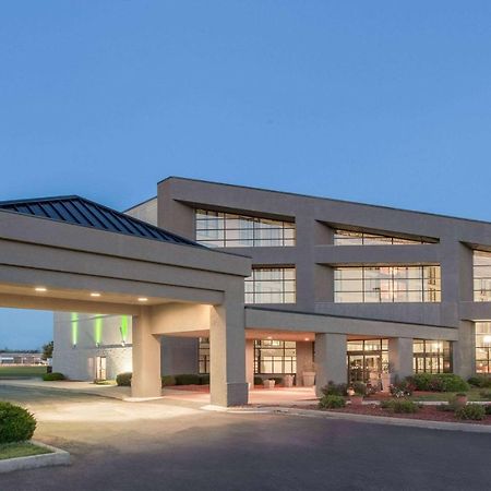Hotel Wyndham Garden Conference Center Champaign - Urbana Exterior foto